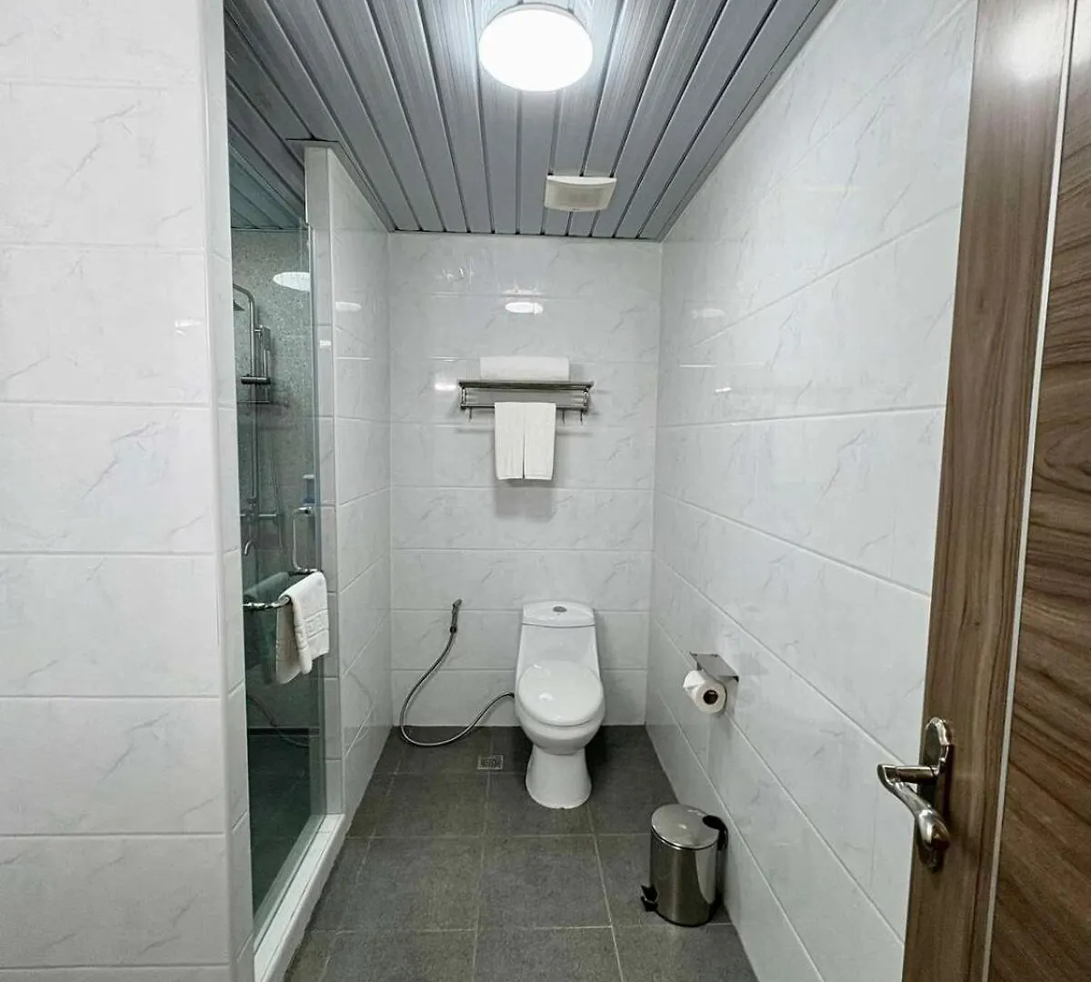Apartamento Sheryll Escapes - La Grande Phase 2, Grand King Studio 517 With Balcony, Wifi & Netflix Ángeles