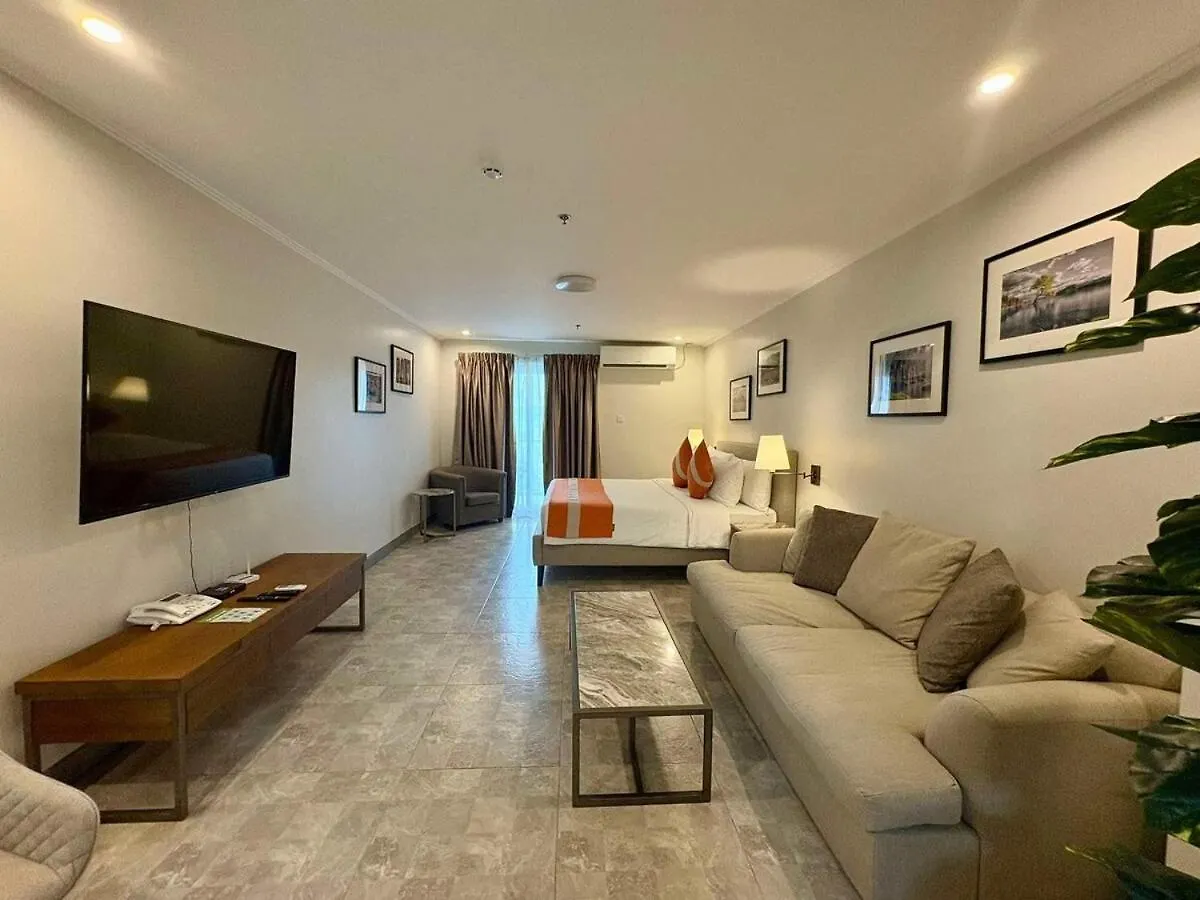 Sheryll Escapes - La Grande Phase 2, Grand King Studio 517 With Balcony, Wifi & Netflix Ángeles